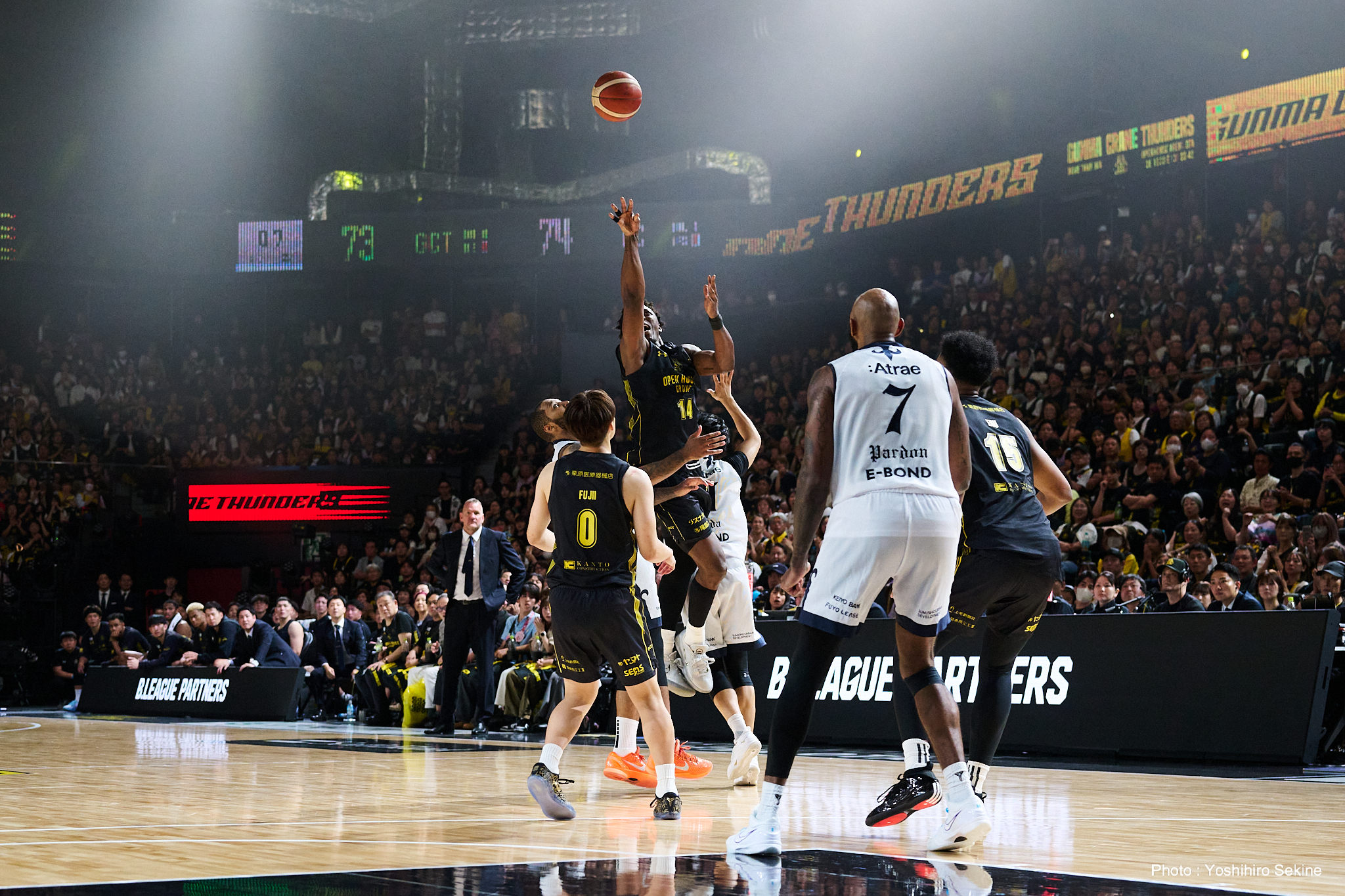Stanley Johnson Hits Dramatic Buzzer-Beater as Gunma Defeats Altiri Chiba 76–74 in B.PREMIER Opener